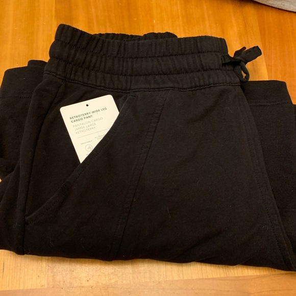 Retroterry Black High Rise Wide Leg Cargo Pant. Petite Medium - Picture 2 of 11